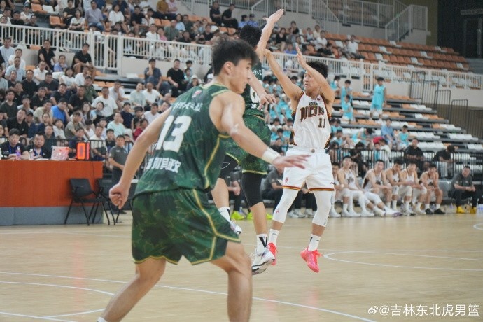 夏季职业篮球邀请赛 吉林93比89战胜同曦 姜伟泽23分&田宇恒27分